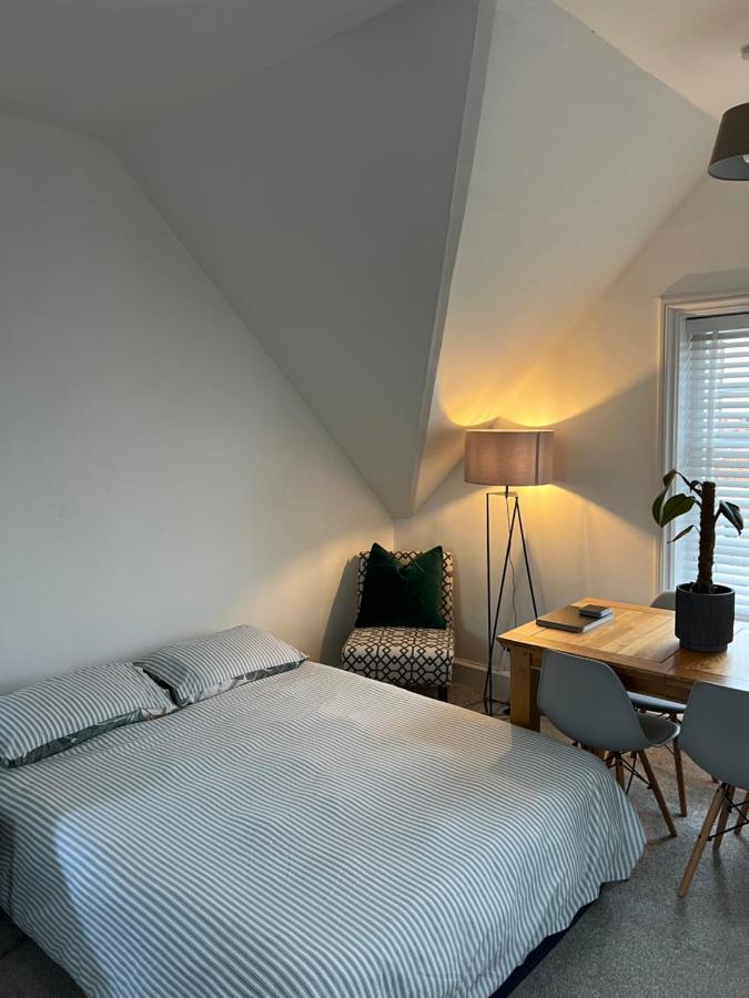 Wonderful West End - Parking Inc Apartman Folkestone Kültér fotó